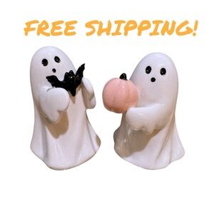 Target Hyde & EEK! 4.5” Ceramic Ghost With Bat & Pink Pumpkin Set - SHIPS NOW